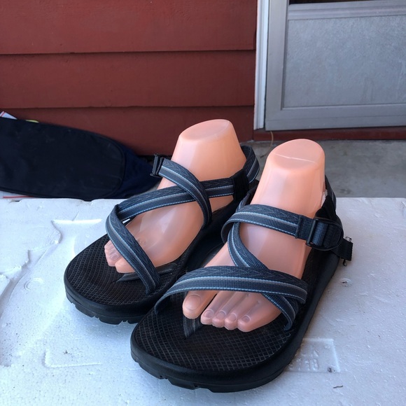 Chaco Z2 Classic Men’s Blue and Gray Striped Sandals Size M9 main image 7